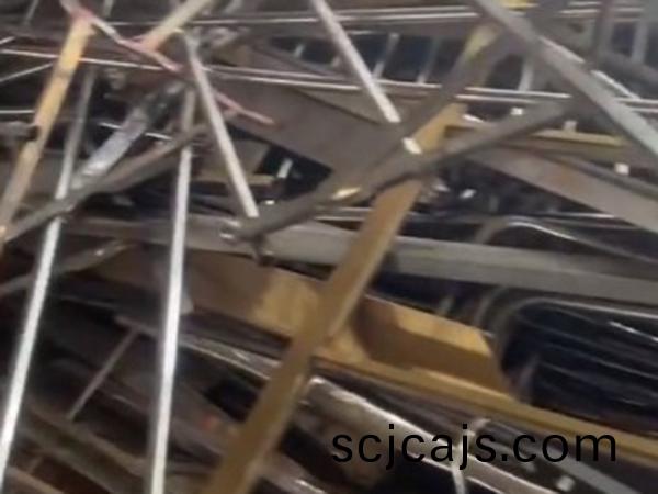 不(bu)鏽鋼金屬迴收視頻展示